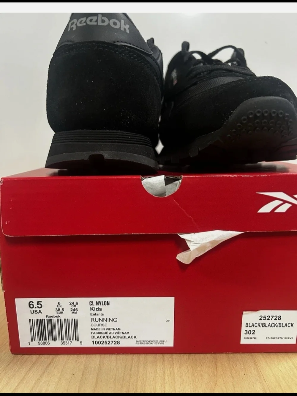 Reebok Kids Black Low-Top Sneakers Unisex